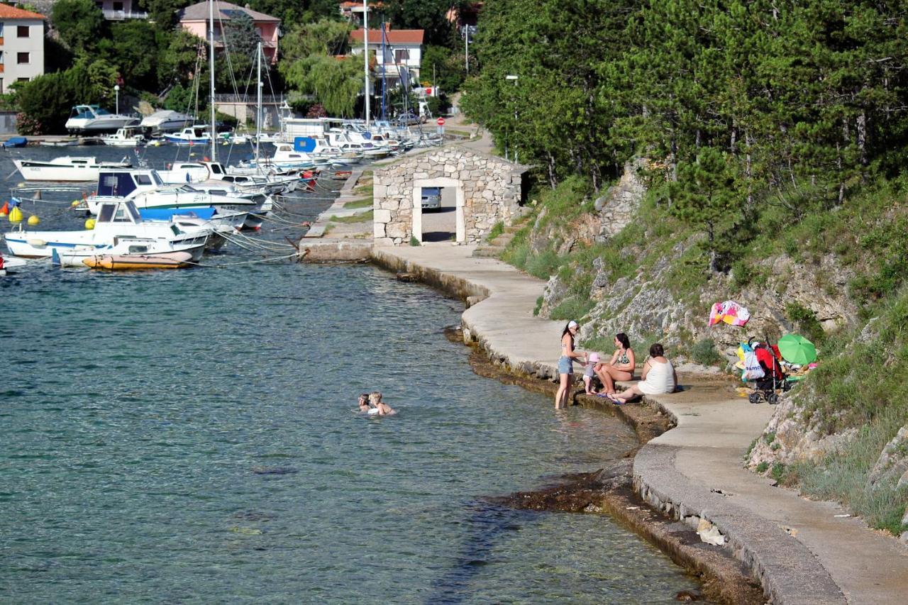 Apartments With A Parking Space Jadranovo, Crikvenica - 5533 Esterno foto